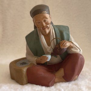 JAPANESE HAKATA URASAKI DOLL 1950s OLD MAN DRINKING TEA 0969-HT